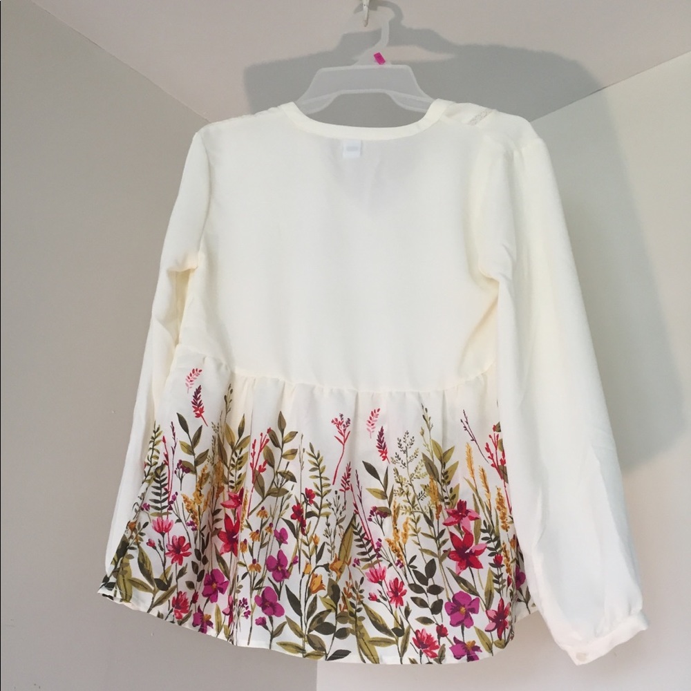 Women’s blouse - Picture 2 of 2
